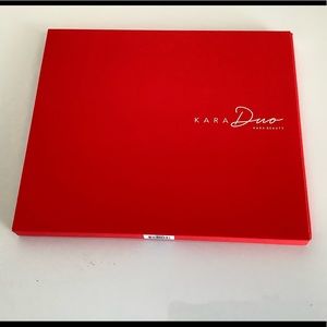 PRO 13 Mind Trap Shadow Palette KARA BEAUTY